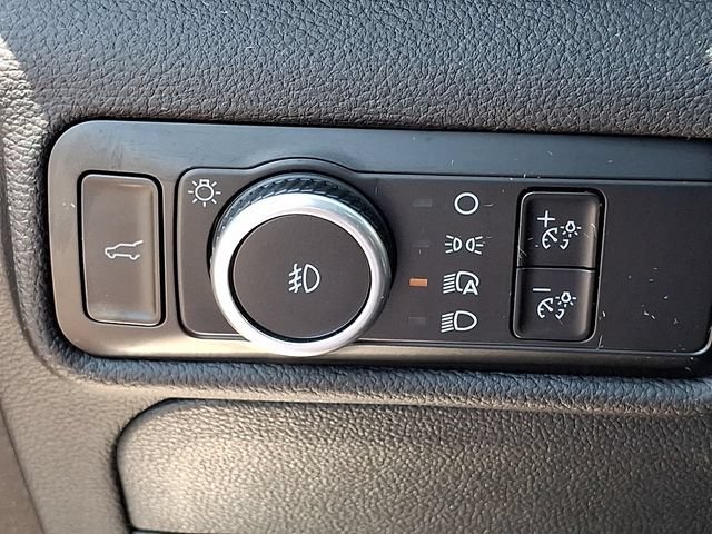 Certified 2024 Ford Explorer Limited w/ Limited Technology Package RWD image 19