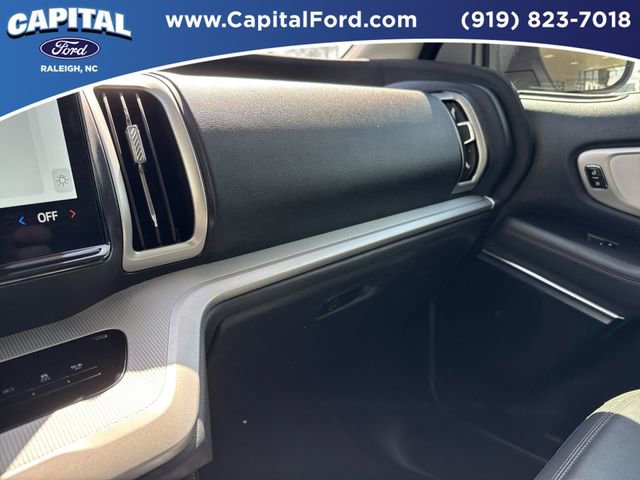 Certified 2025 Ford Expedition Max Active image 32