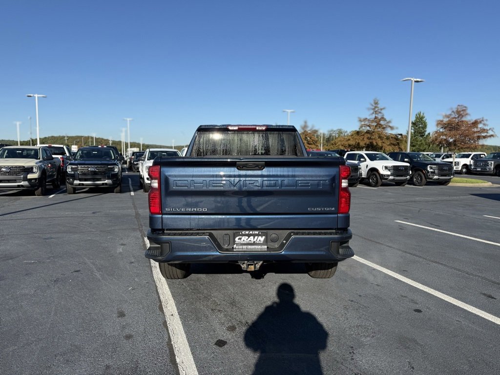 Used 2022 Chevrolet Silverado 1500 Custom image 4