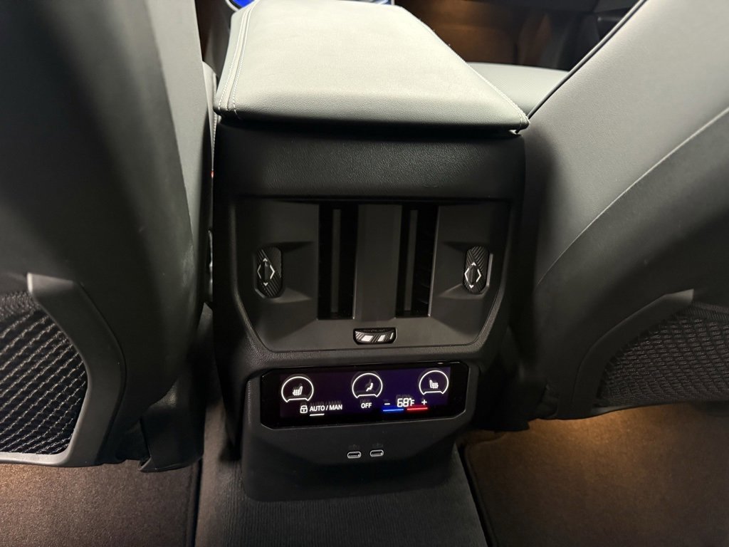 Used 2025 BMW X3 M50 image 26