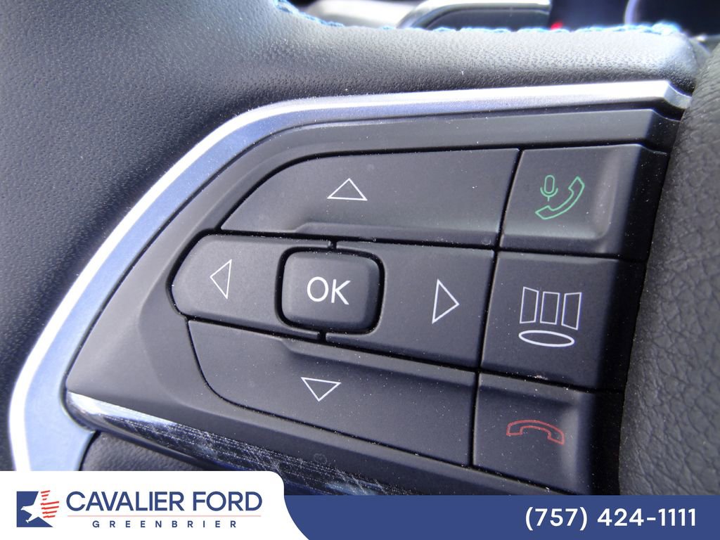 Used 2024 Jeep Grand Cherokee Trailhawk w/ Advanced Protech Group II AWD/4WD image 24