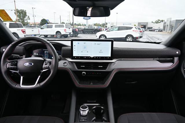 Certified 2025 Ford Explorer ST-Line w/ ST-Line Street Pack AWD/4WD image 31
