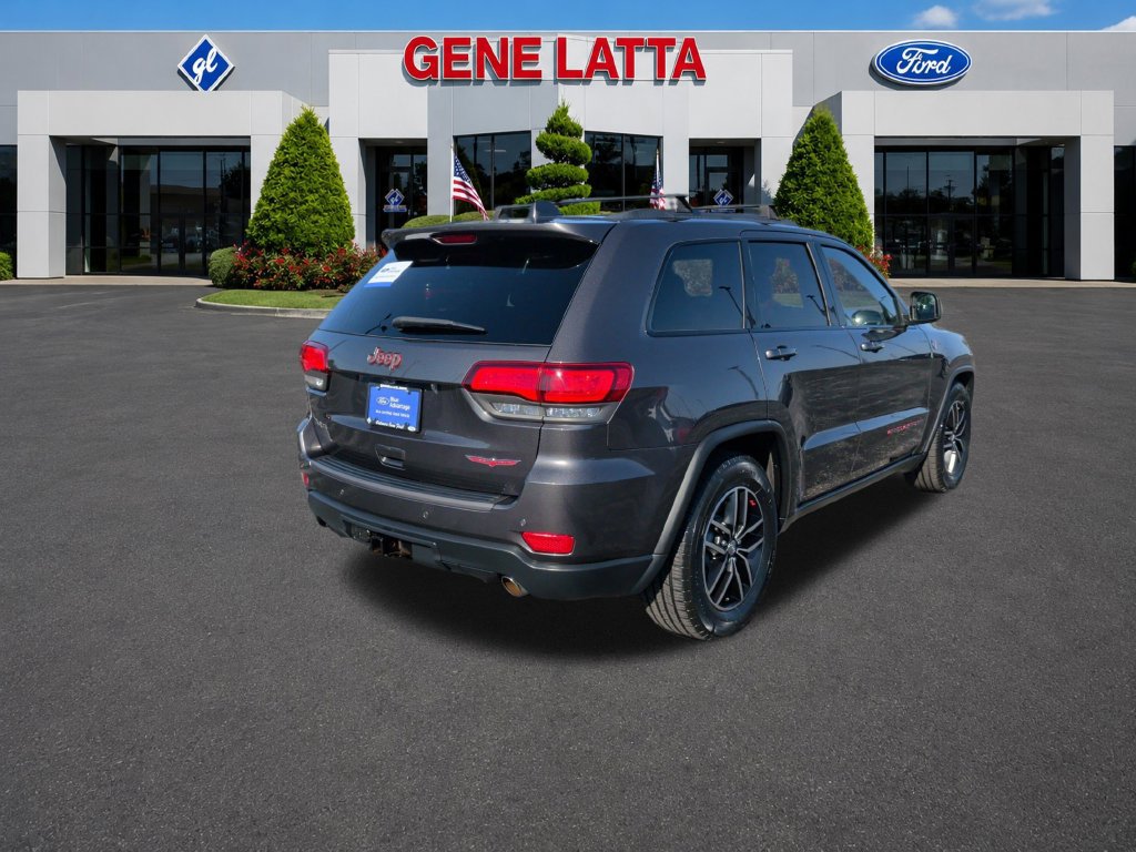 Used 2017 Jeep Grand Cherokee Trailhawk AWD/4WD image 7