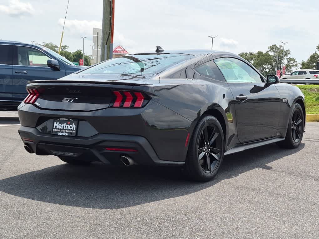 Certified 2024 Ford Mustang GT RWD image 3