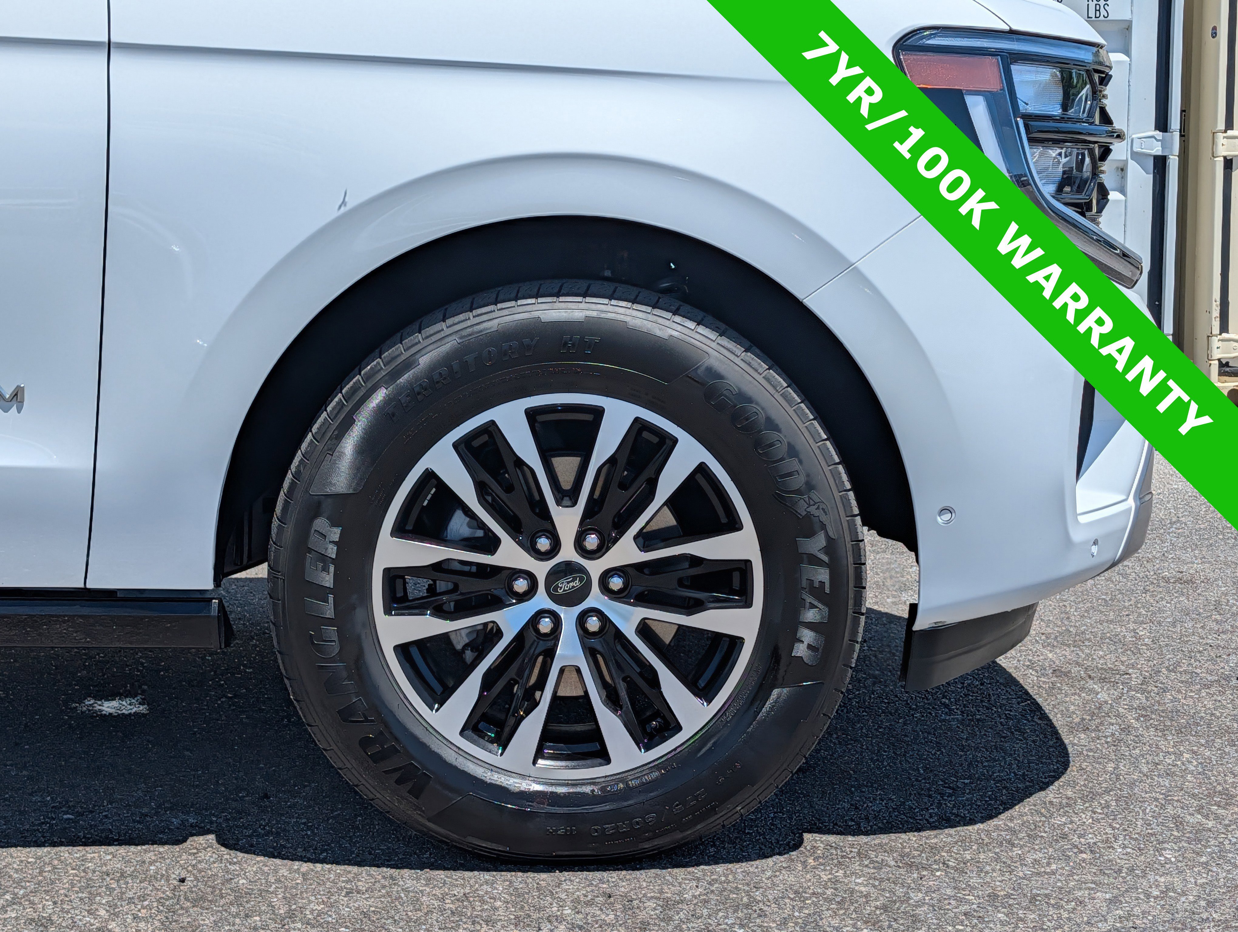 Certified 2025 Ford Expedition Max Platinum AWD/4WD image 11