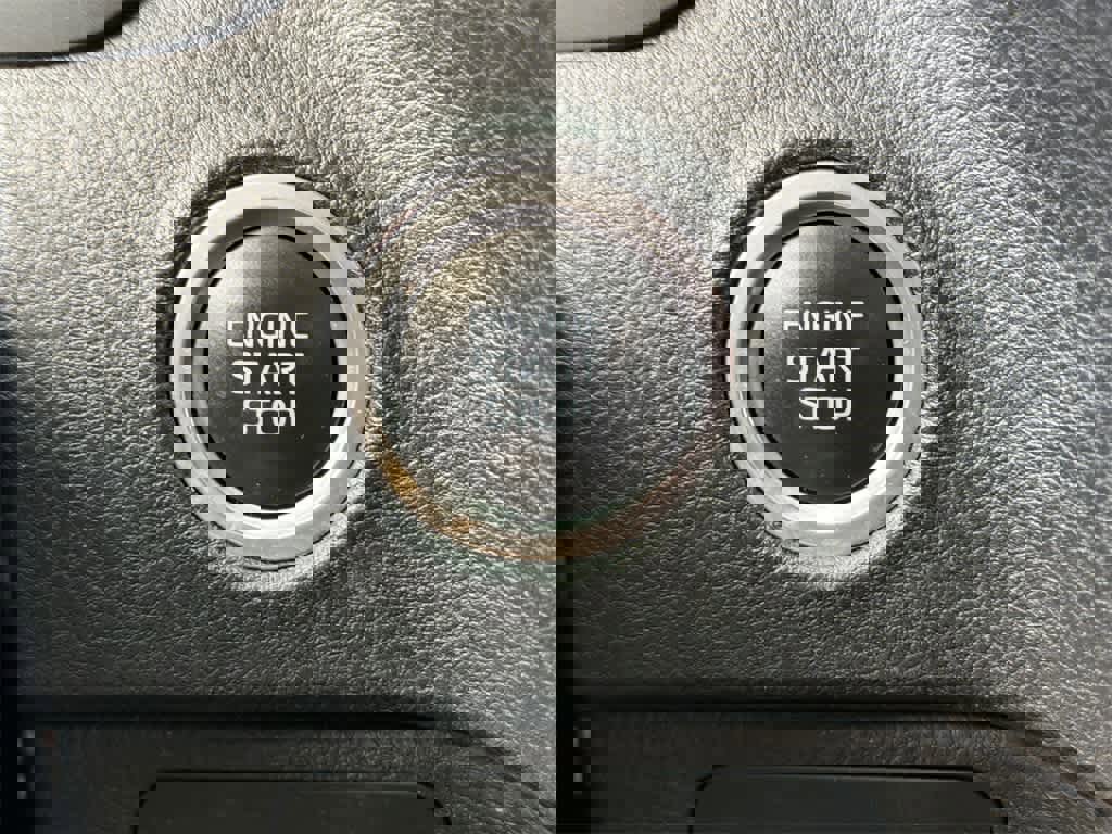 Used 2022 Toyota Tundra SR5 w/ SR5 Premium Package image 29