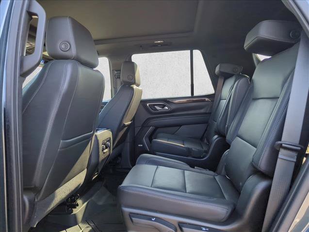 Used 2021 Chevrolet Tahoe Z71 w/ Z71 Off-Road Package AWD/4WD image 19