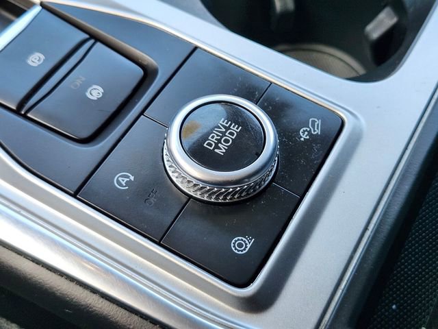 Certified 2020 Ford Explorer XLT w/ Equipment Group 202A AWD/4WD image 28