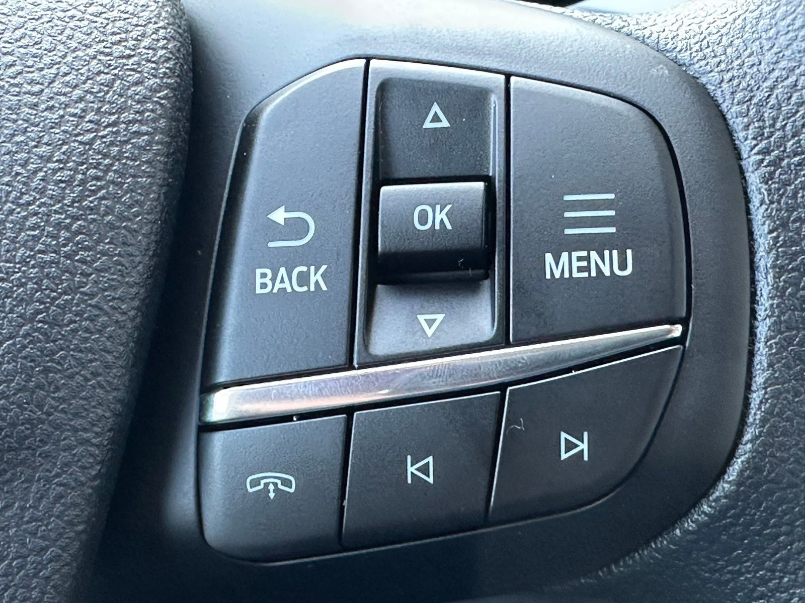 Certified 2025 Ford Escape Active FWD image 12