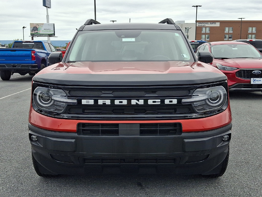 Certified 2023 Ford Bronco Sport Outer Banks w/ Tech Package AWD/4WD image 2