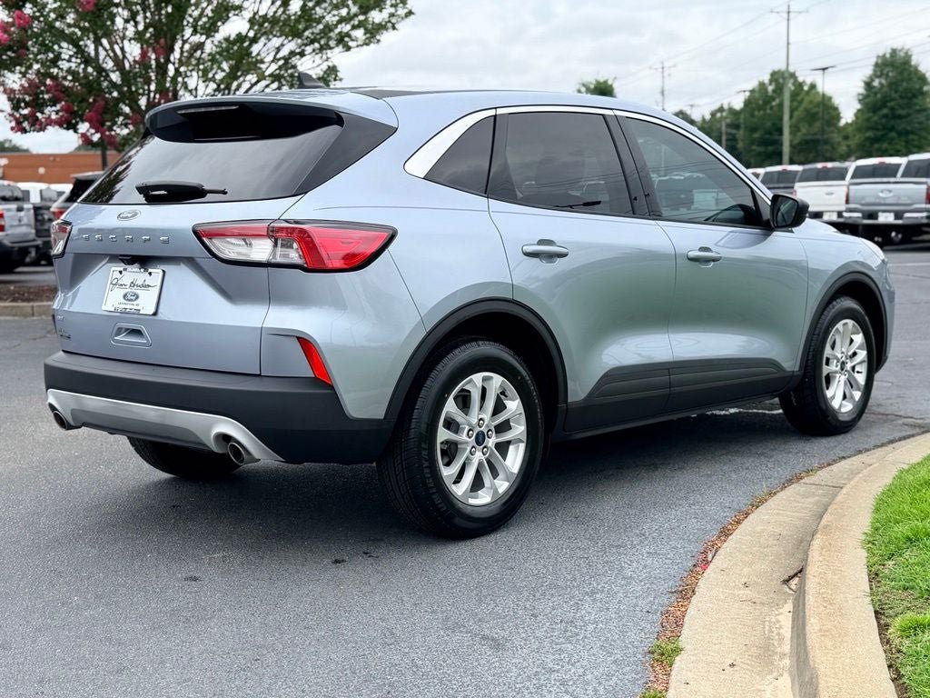 Certified 2022 Ford Escape SE w/ Convenience Package FWD image 6