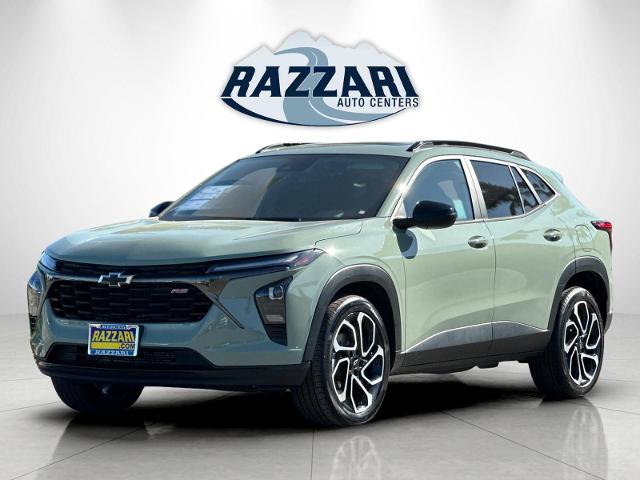 Used 2024 Chevrolet Trax RS w/ Sunroof Package FWD image 7