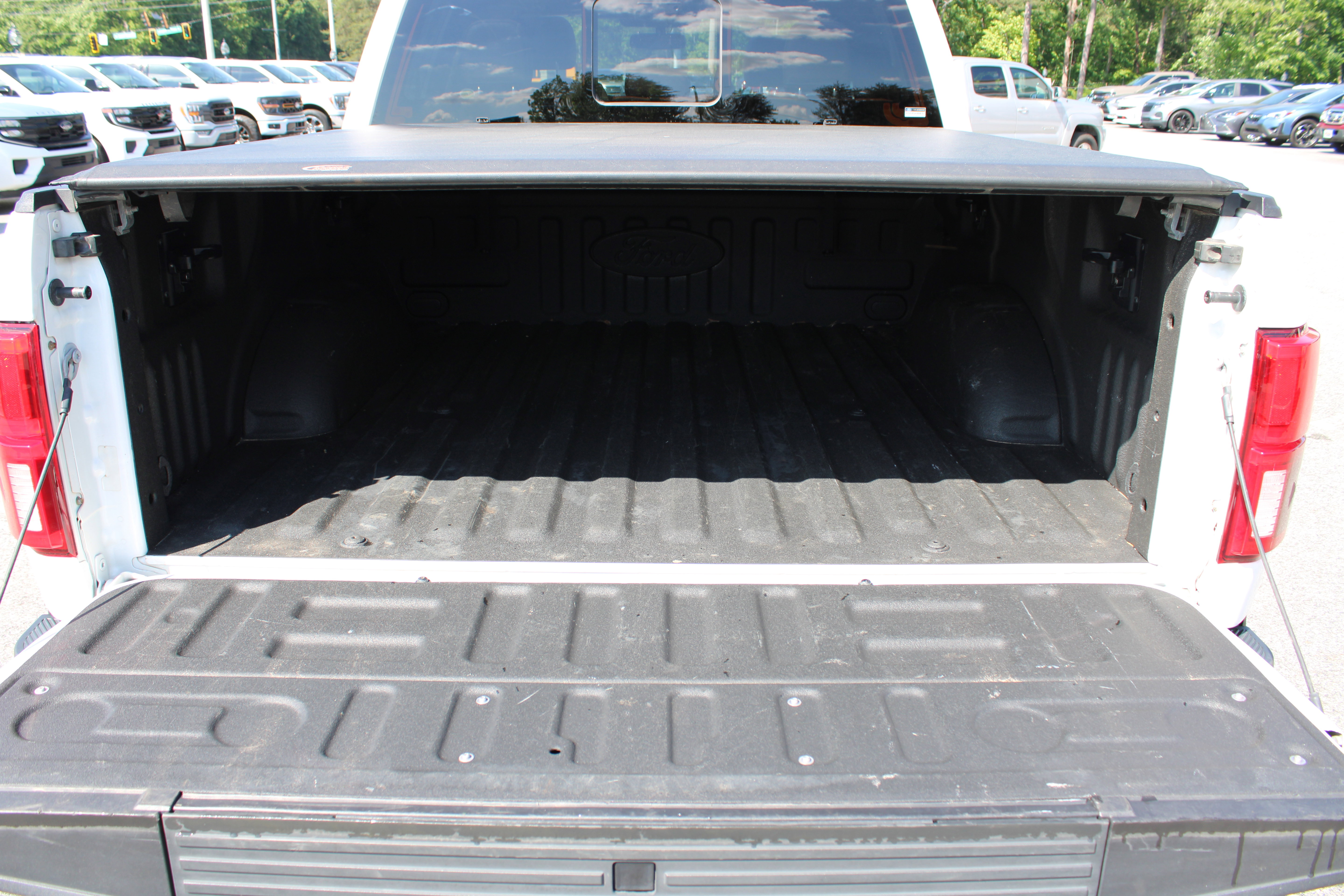 Certified 2020 Ford F150 King Ranch w/ Equipment Group 601A Luxury AWD/4WD image 11
