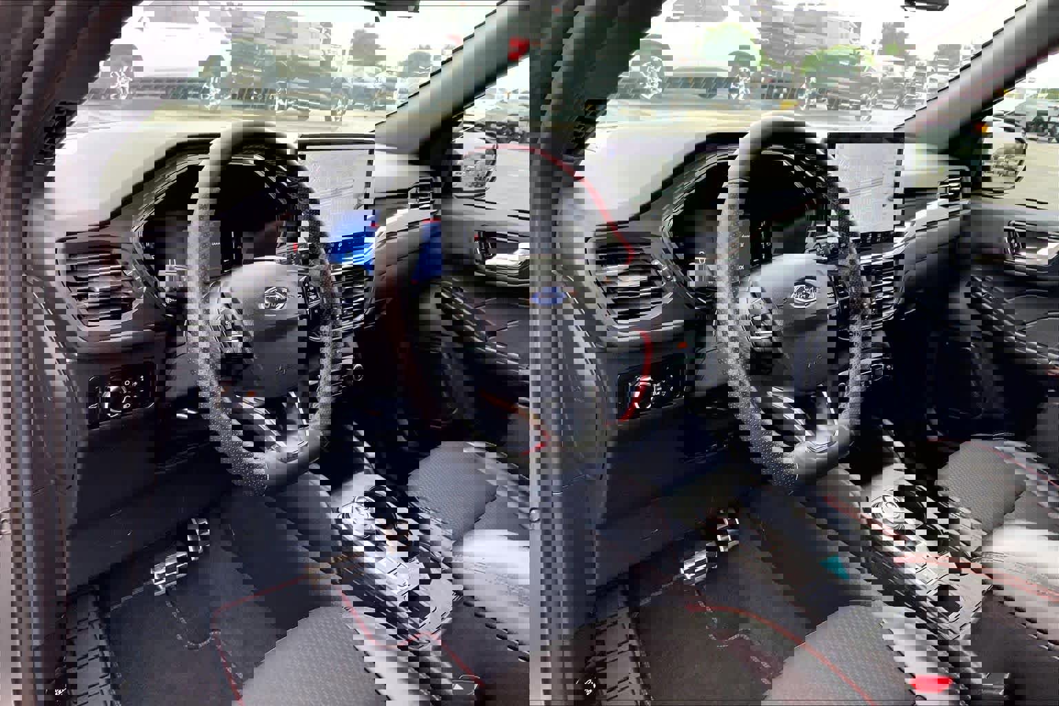 Certified 2023 Ford Escape ST-Line w/ Tech Pack #1 FWD image 16