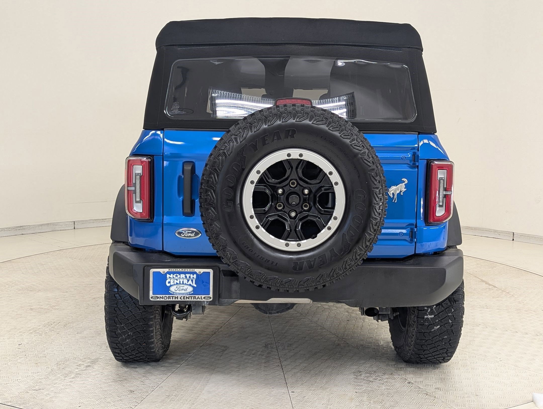 Certified 2023 Ford Bronco 4-Door image 4