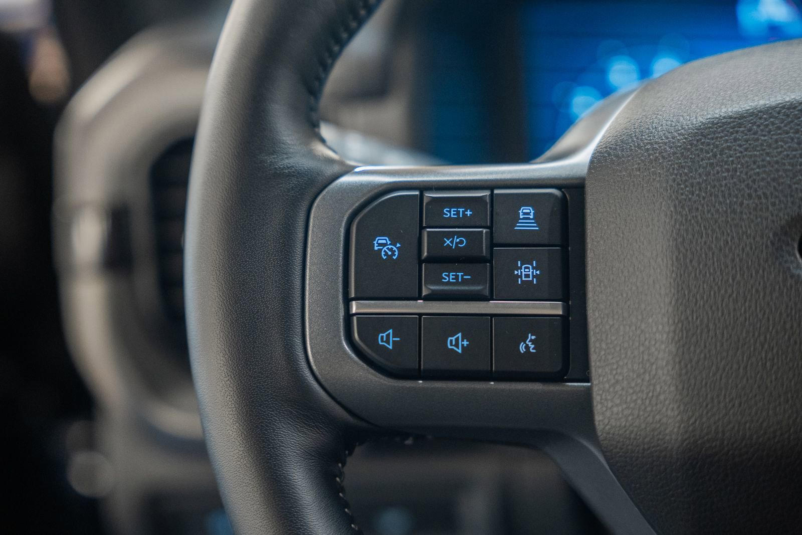 Certified 2024 Ford F150 Lariat w/ Equipment Group 502A High image 35