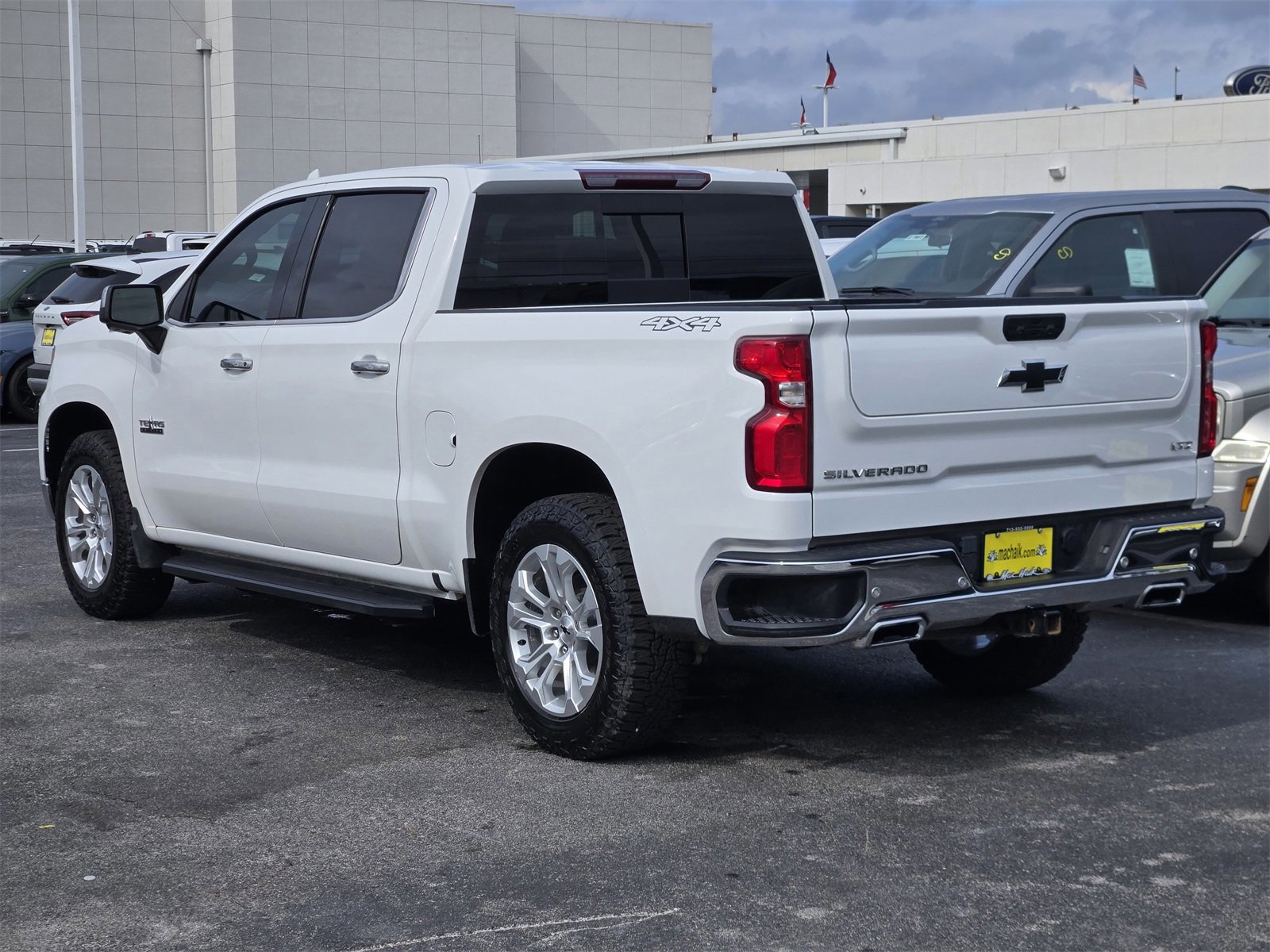 Used 2023 Chevrolet Silverado 1500 LTZ image 5
