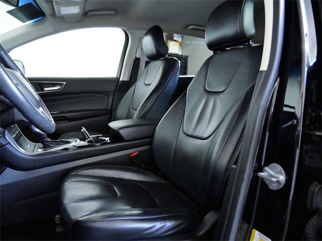 Certified 2018 Ford Edge Titanium image 16