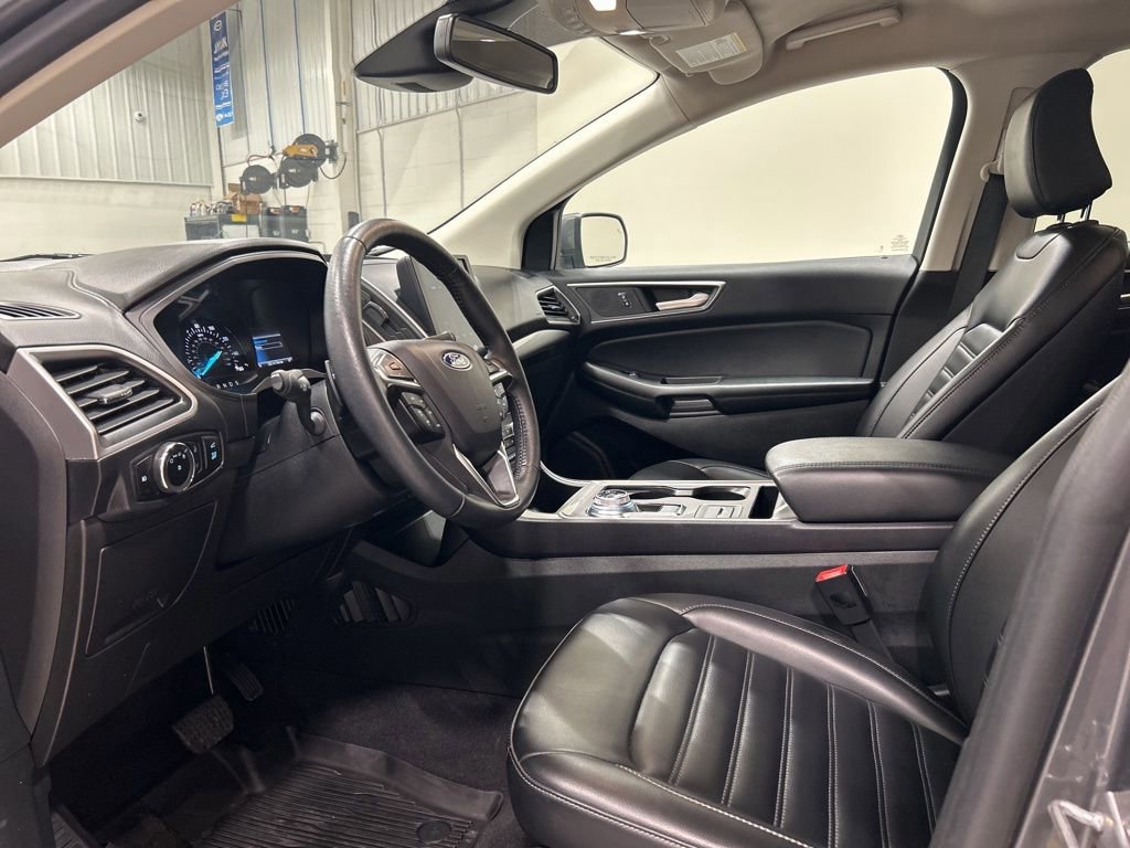 Certified 2024 Ford Edge SEL w/ Convenience Package image 11