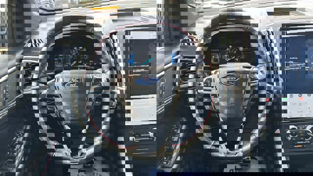 Certified 2024 Ford Edge ST-Line image 18