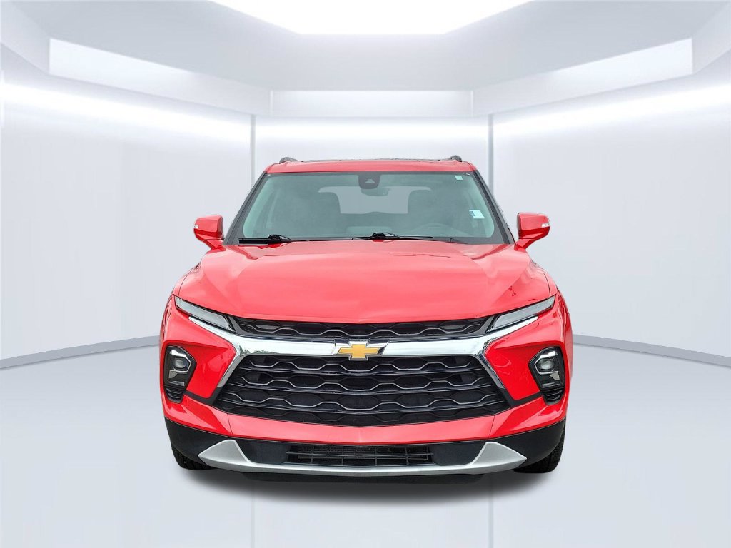 Used 2023 Chevrolet Blazer LT w/ LPO, Floor Liner Package FWD image 2
