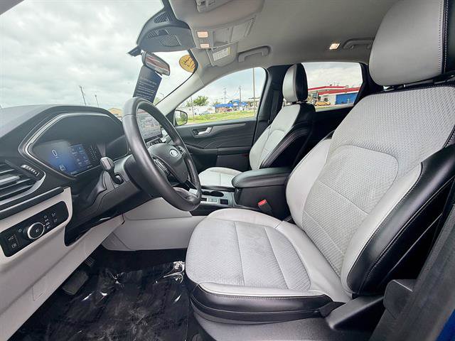 Certified 2023 Ford Escape SE FWD image 9