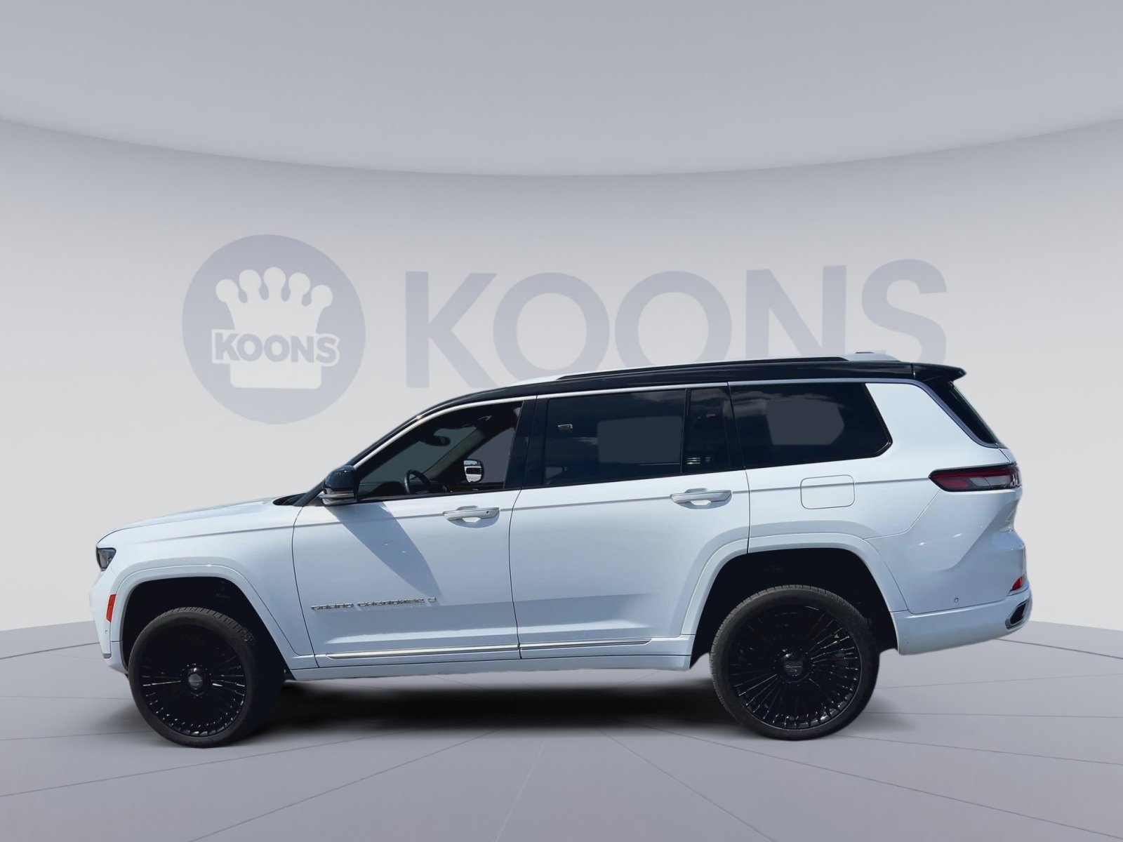 Used 2022 Jeep Grand Cherokee L Summit AWD/4WD image 8