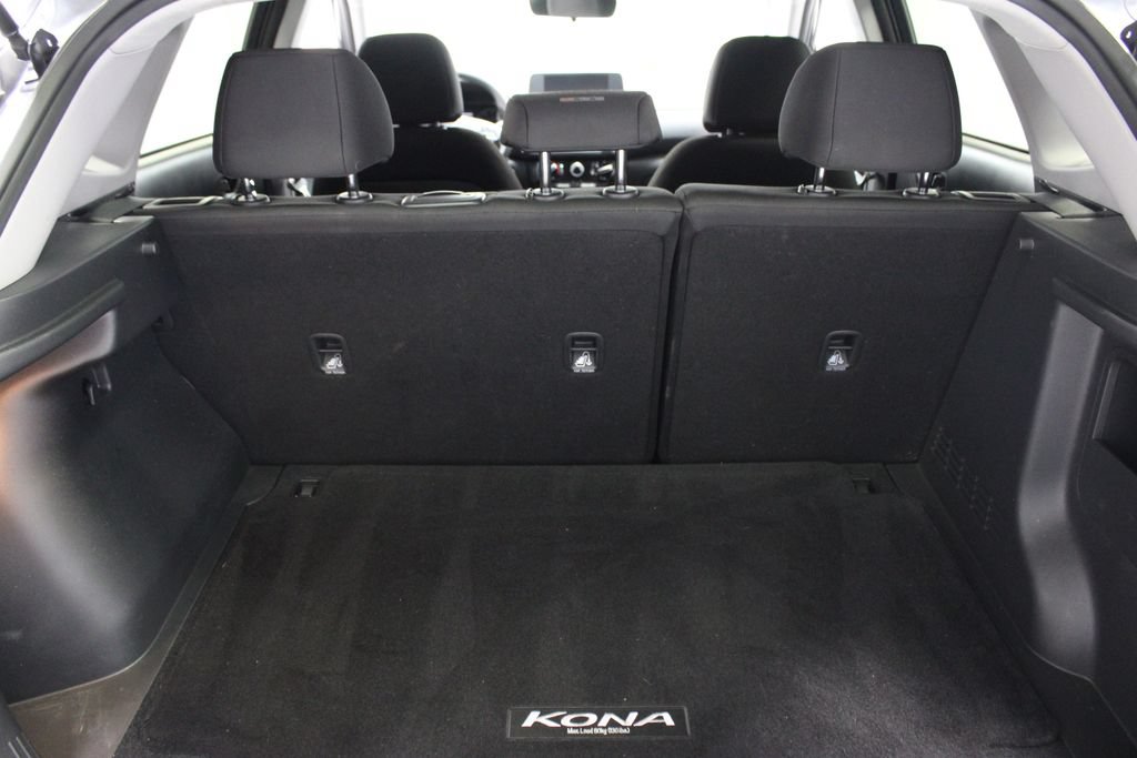 Used 2022 Hyundai Kona SE FWD image 16