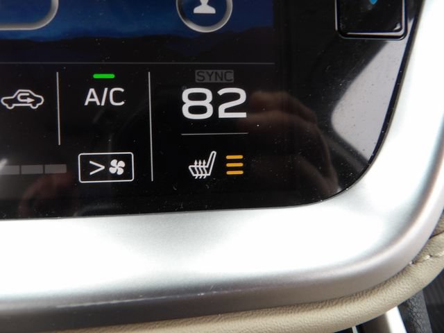 Used 2022 Subaru Outback Limited AWD/4WD image 22
