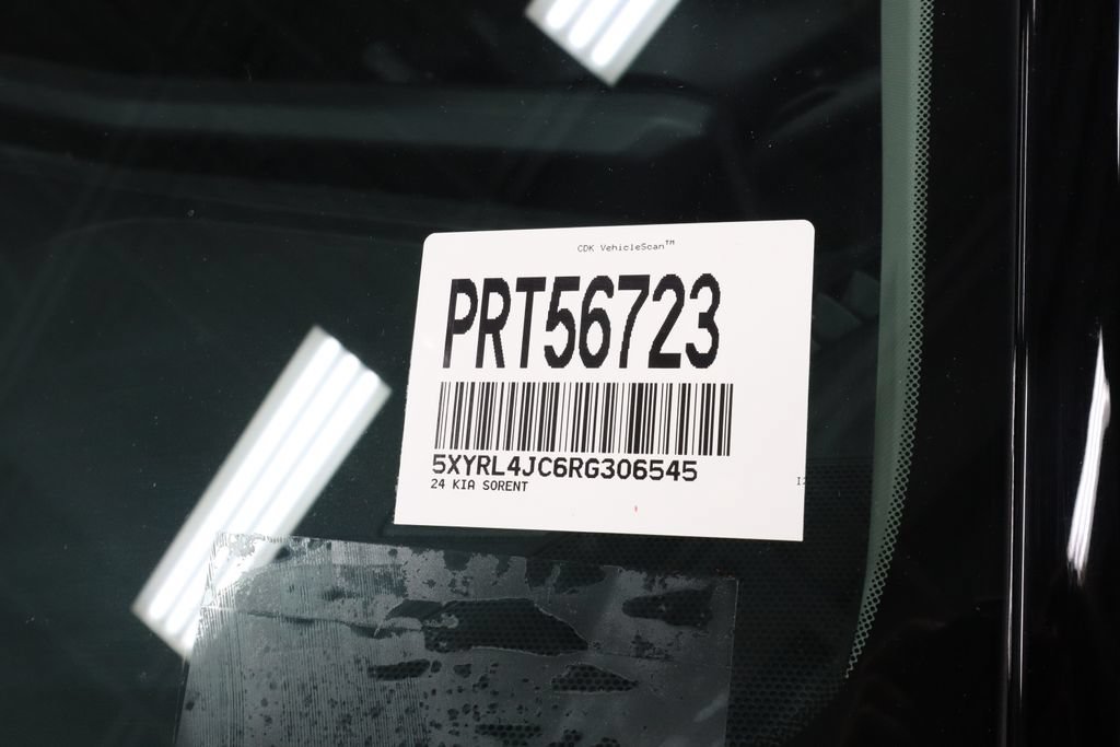 Used 2024 Kia Sorento S w/ Panoramic Sunroof Package FWD image 33