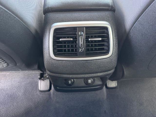 Used 2020 Kia Sorento FWD V6 image 28
