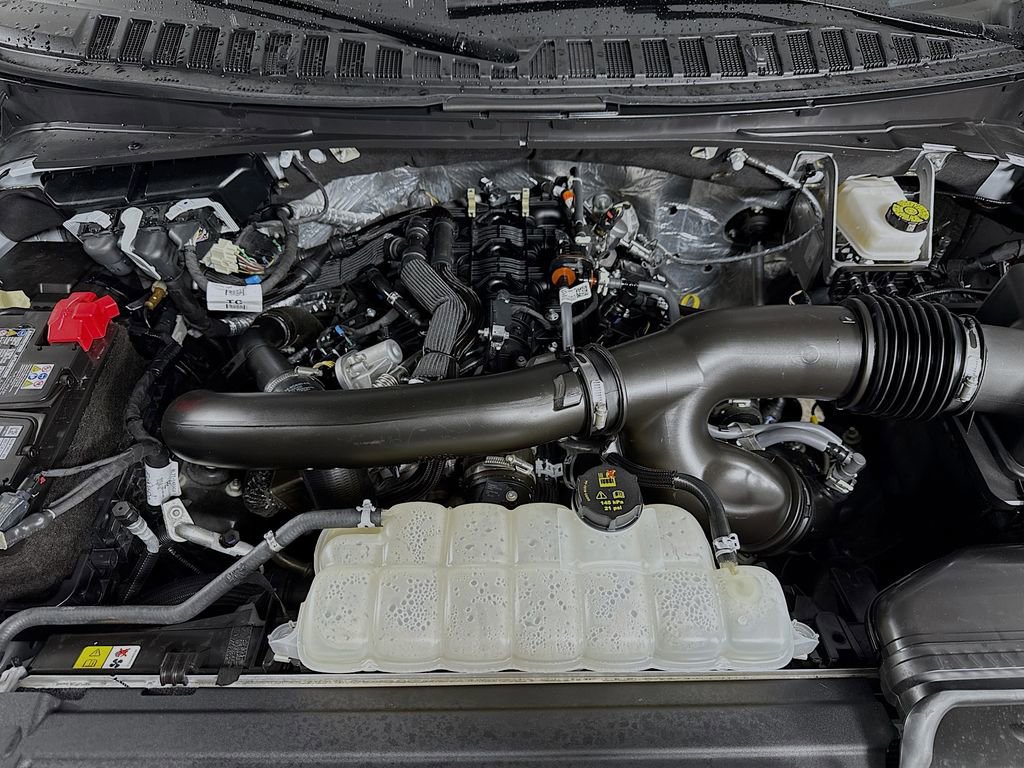 Certified 2025 Ford Expedition Max Platinum image 34