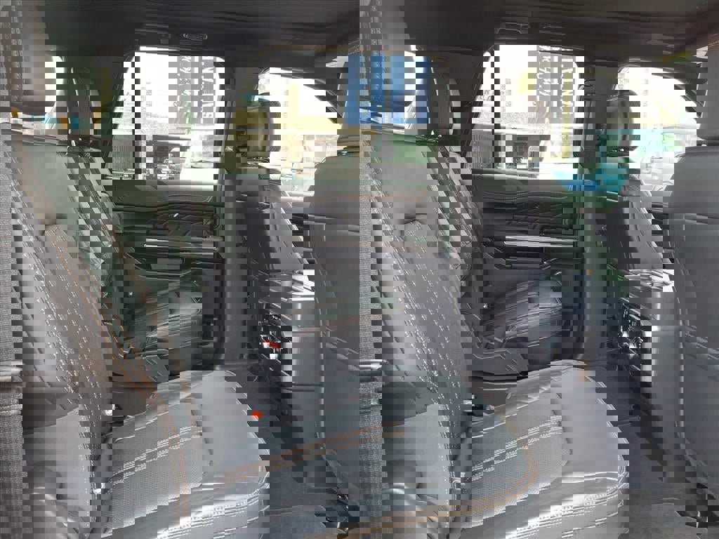 Certified 2024 Ford Expedition Max Platinum image 14