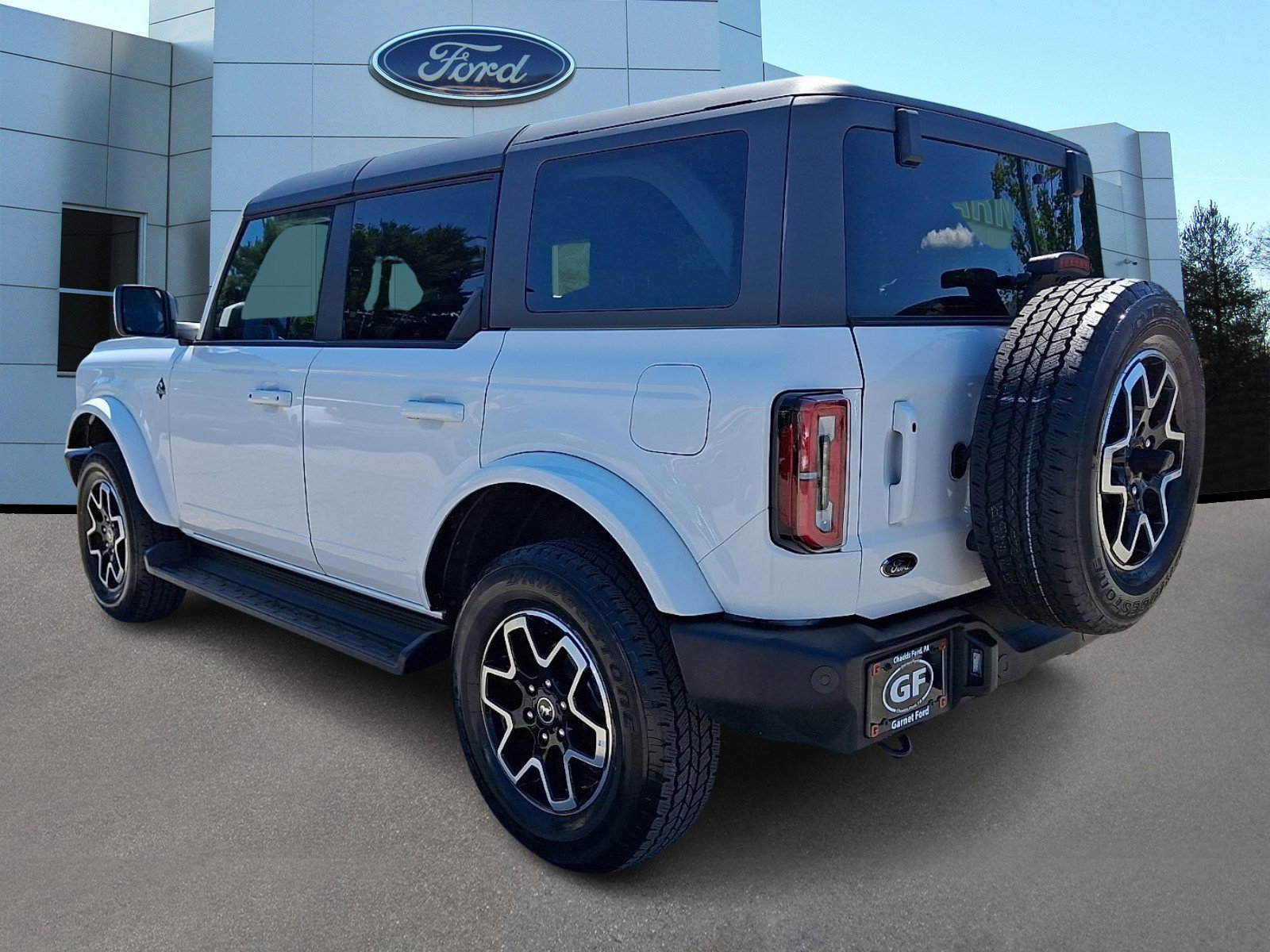 Certified 2025 Ford Bronco Outer Banks AWD/4WD image 5