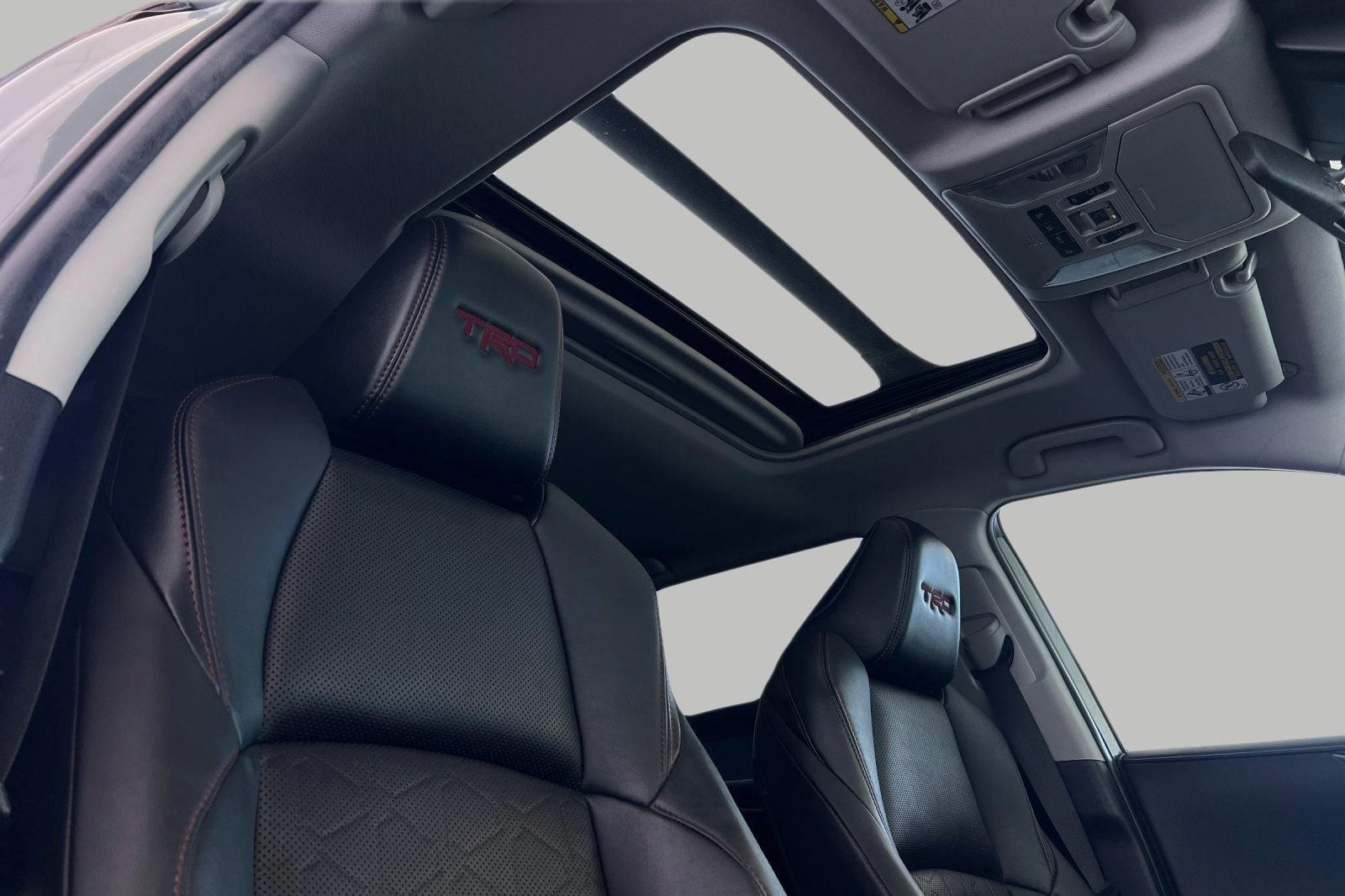 Used 2021 Toyota RAV4 TRD Off-Road w/ TRD Off-Road Weather Package AWD/4WD image 18