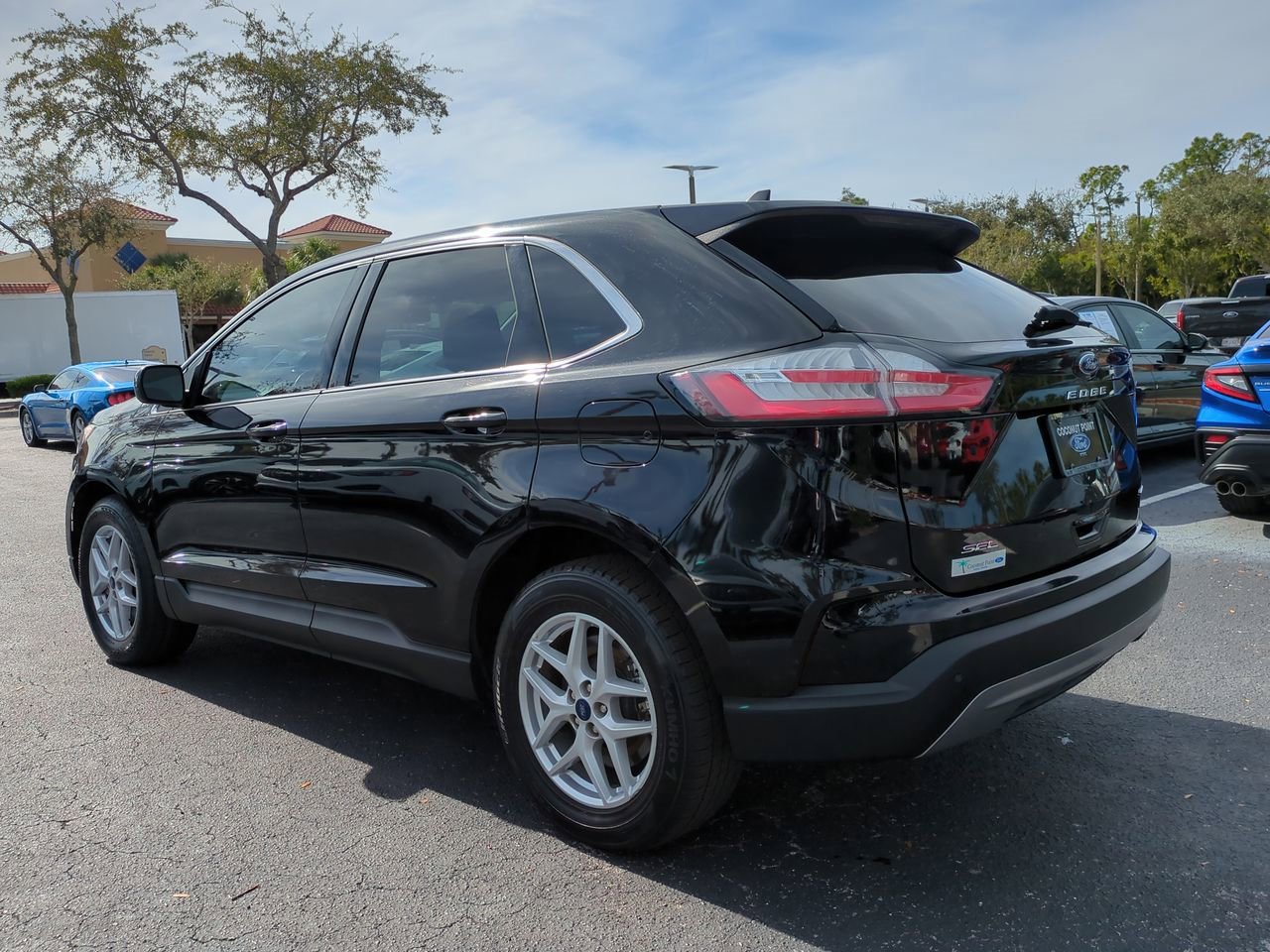 Certified 2022 Ford Edge SEL image 6