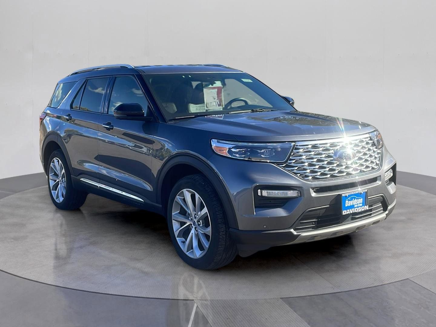 Certified 2023 Ford Explorer Platinum w/ Class IV Trailer Tow Package image 9