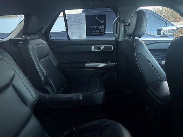 Certified 2023 Ford Explorer XLT w/ Equipment Group 202A AWD/4WD image 11