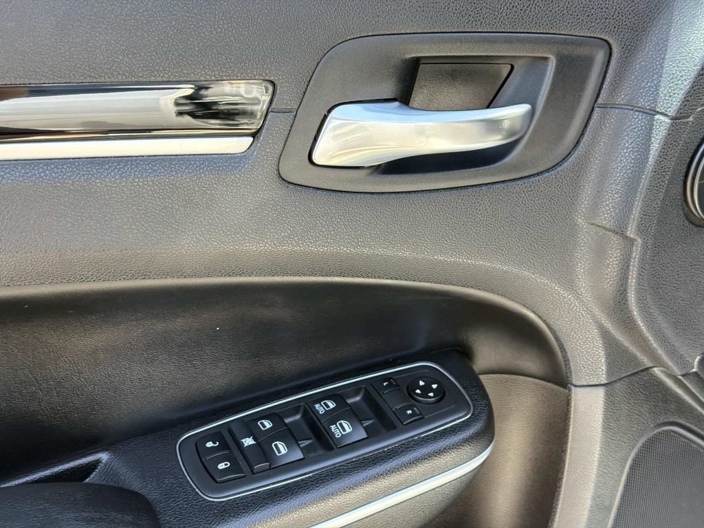 Used 2021 Chrysler 300 S RWD image 23