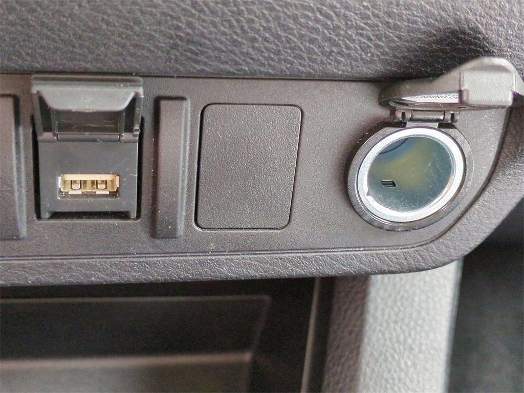 Used 2022 Toyota Tacoma SR5 image 21