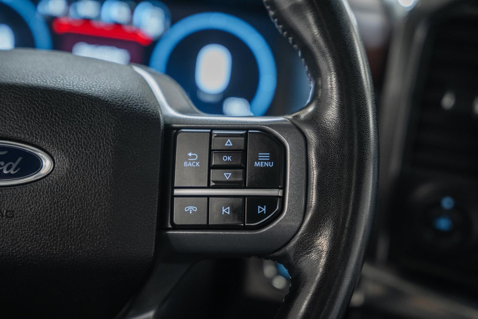 Certified 2023 Ford F150 Lariat w/ Equipment Group 502A High image 37