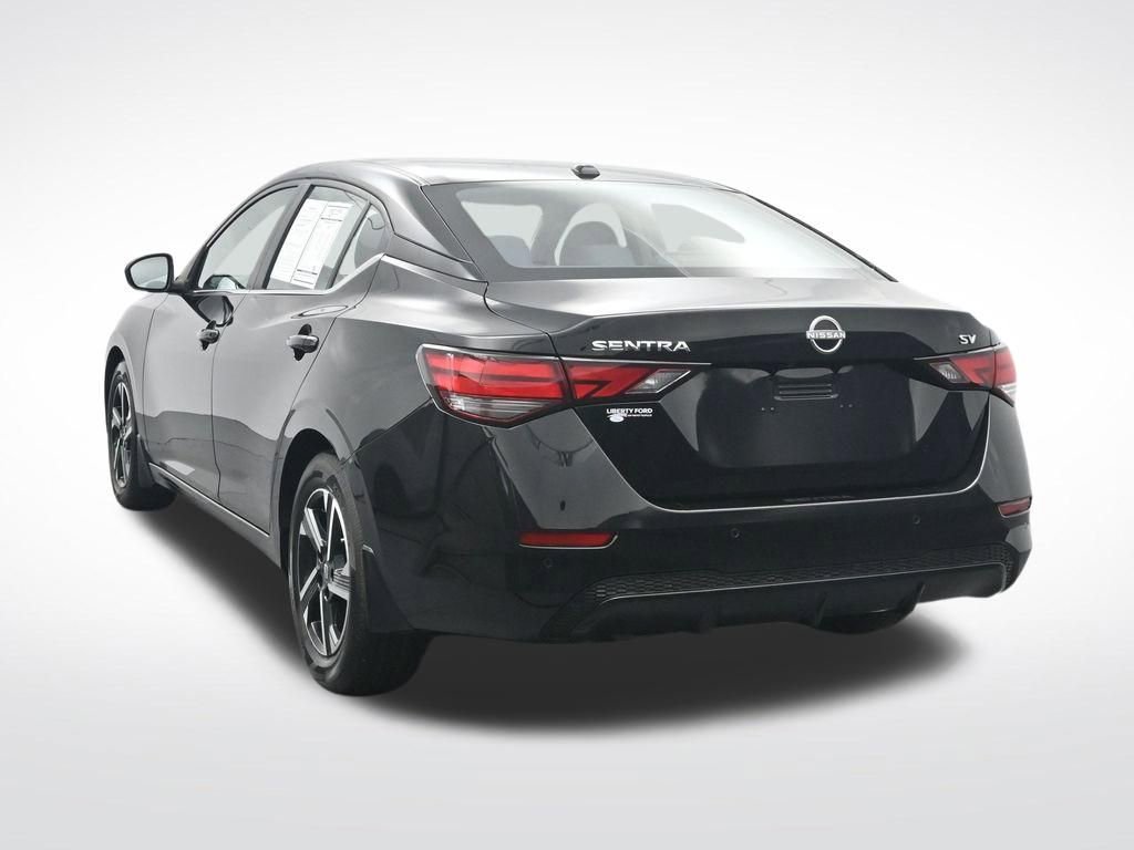 Used 2024 Nissan Sentra SV FWD image 8