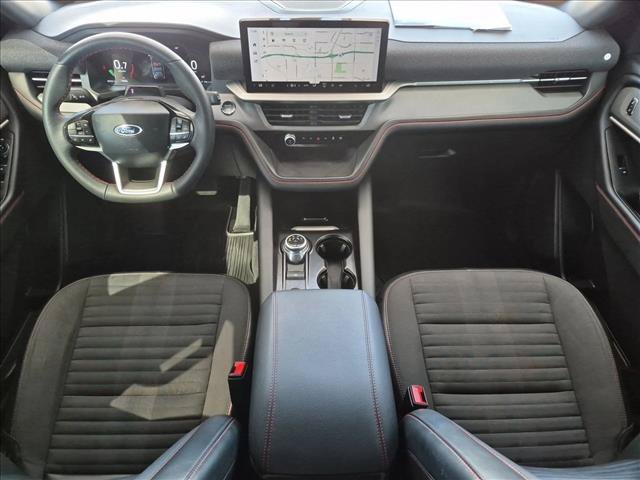 Certified 2025 Ford Explorer ST-Line RWD image 18