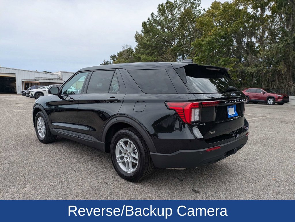 Certified 2026 Ford Explorer Active RWD image 6