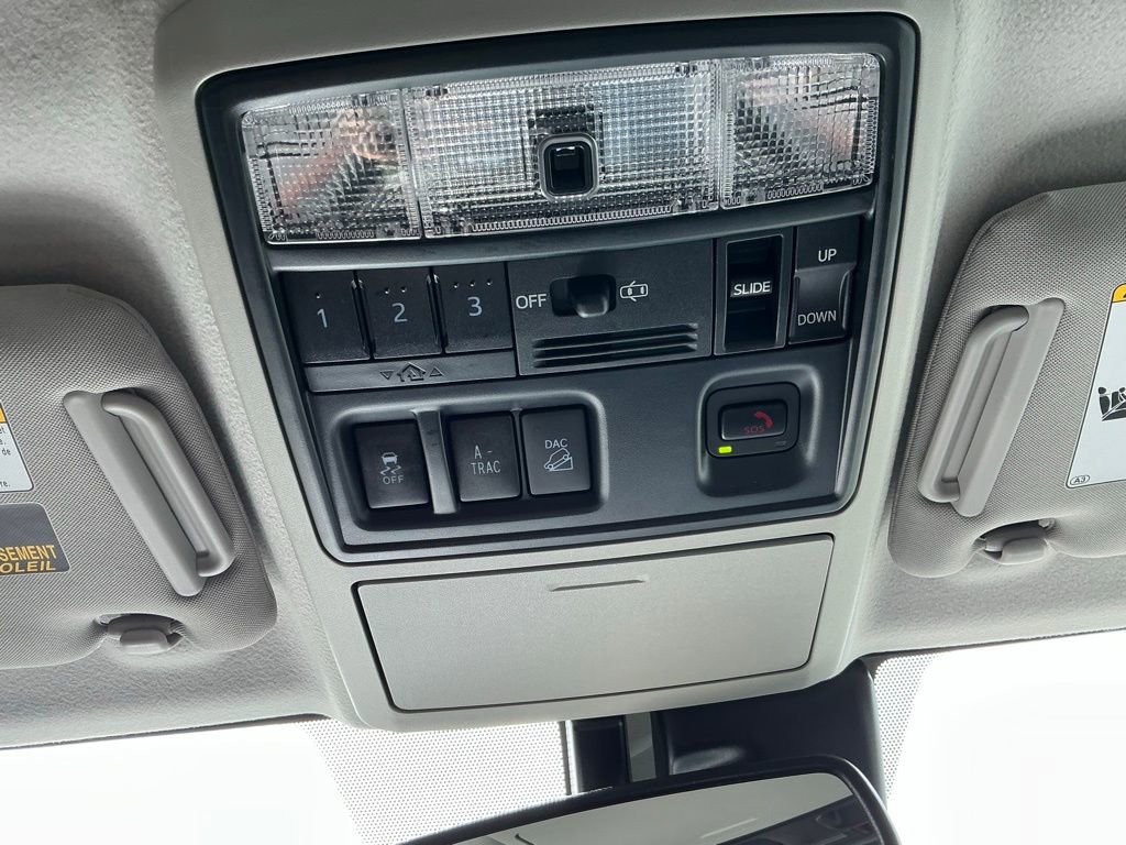 Used 2022 Toyota 4Runner SR5 Premium w/ Moonroof Package image 42