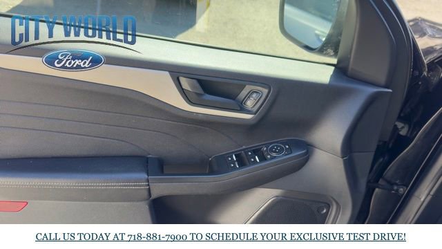 Certified 2022 Ford Escape SE w/ Convenience Package AWD/4WD image 7