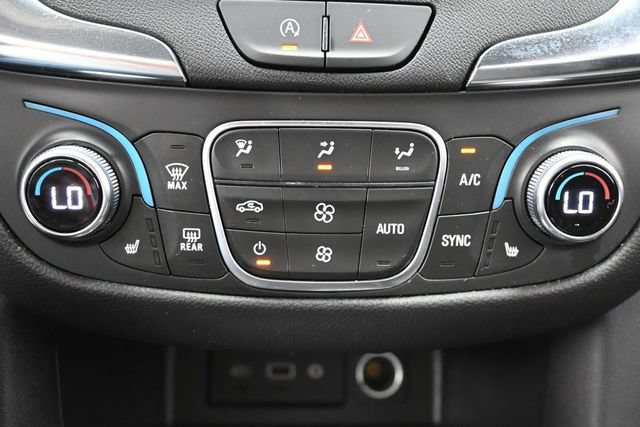Used 2024 Chevrolet Equinox LT AWD/4WD image 24