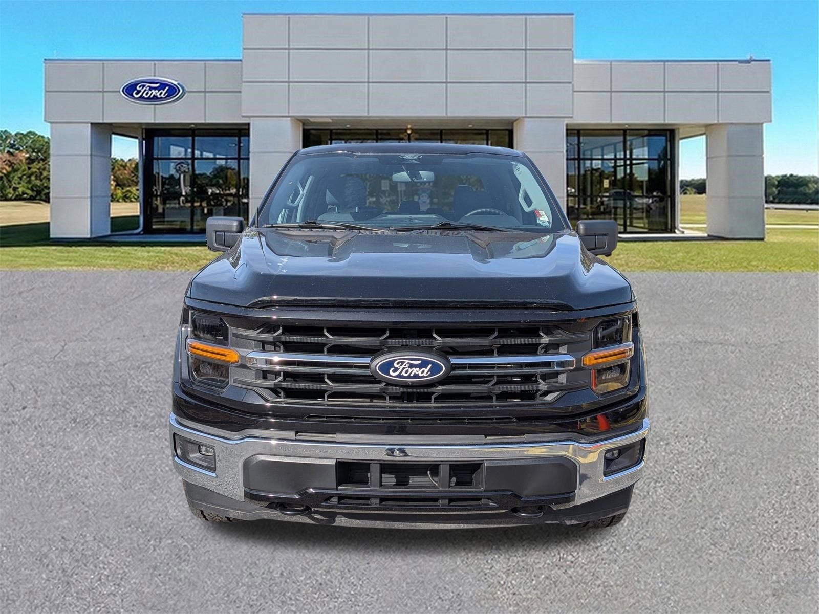 Certified 2024 Ford F150 XLT w/ FX4 Off-Road Package AWD/4WD image 9