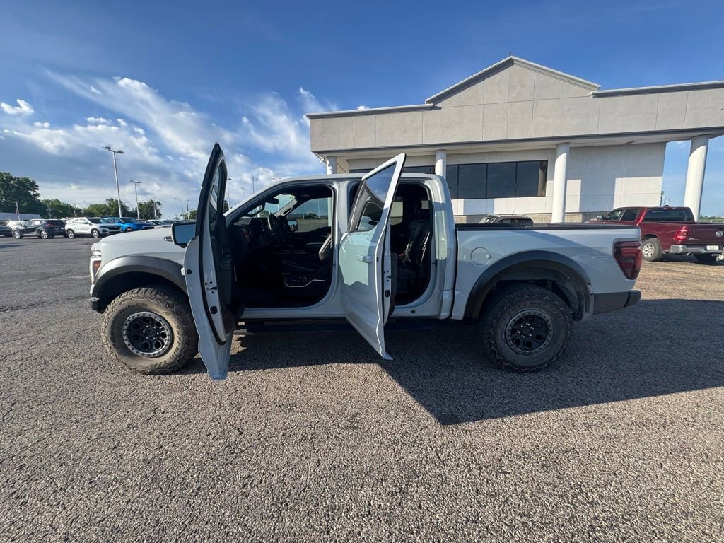 Certified 2024 Ford F150 Raptor AWD/4WD image 4