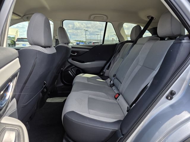 Used 2023 Subaru Outback Premium AWD/4WD image 18